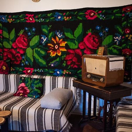 Casa Strabunicului Hotel Partestii de Sus  Eksteriør billede
