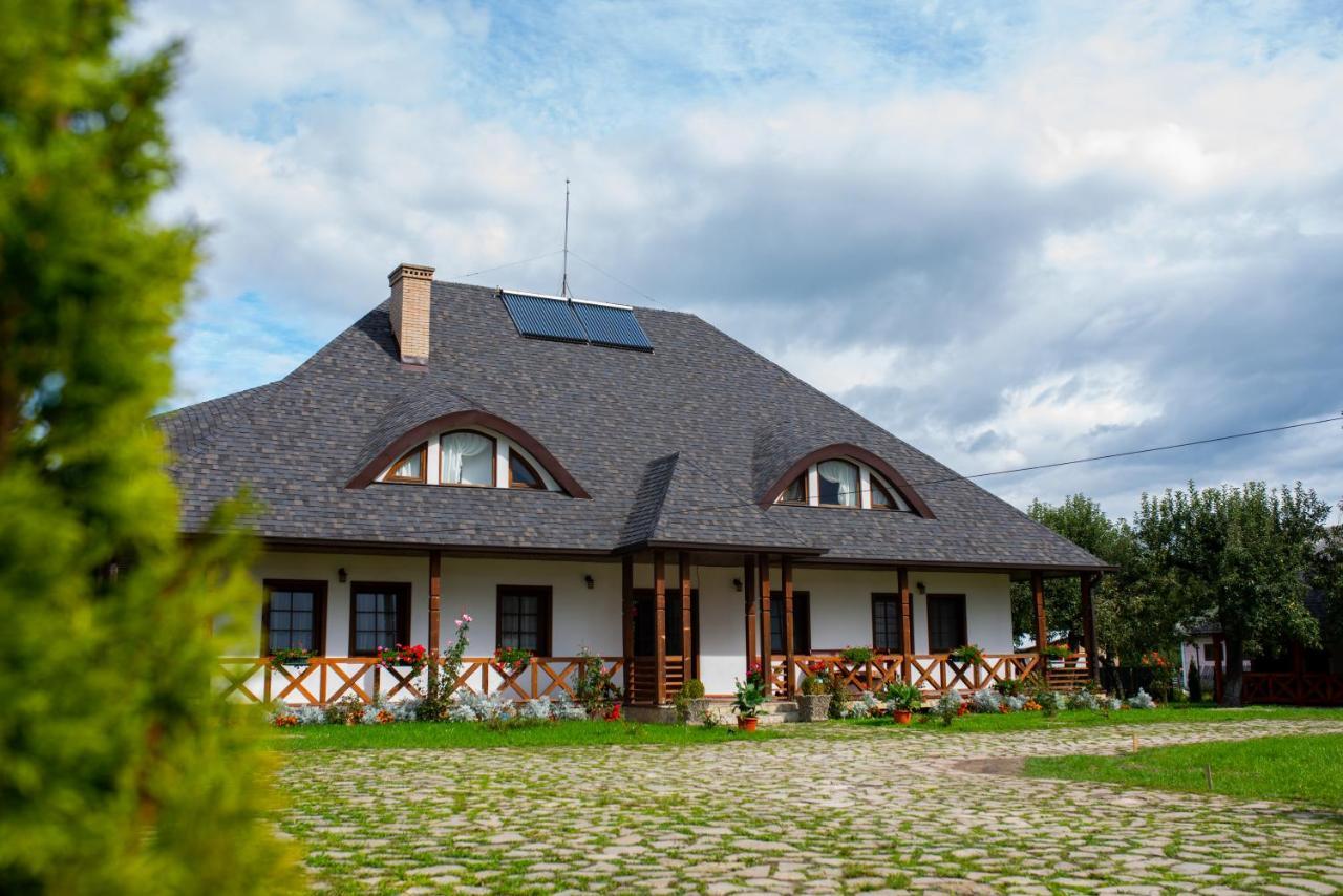Casa Strabunicului Hotel Partestii de Sus  Eksteriør billede