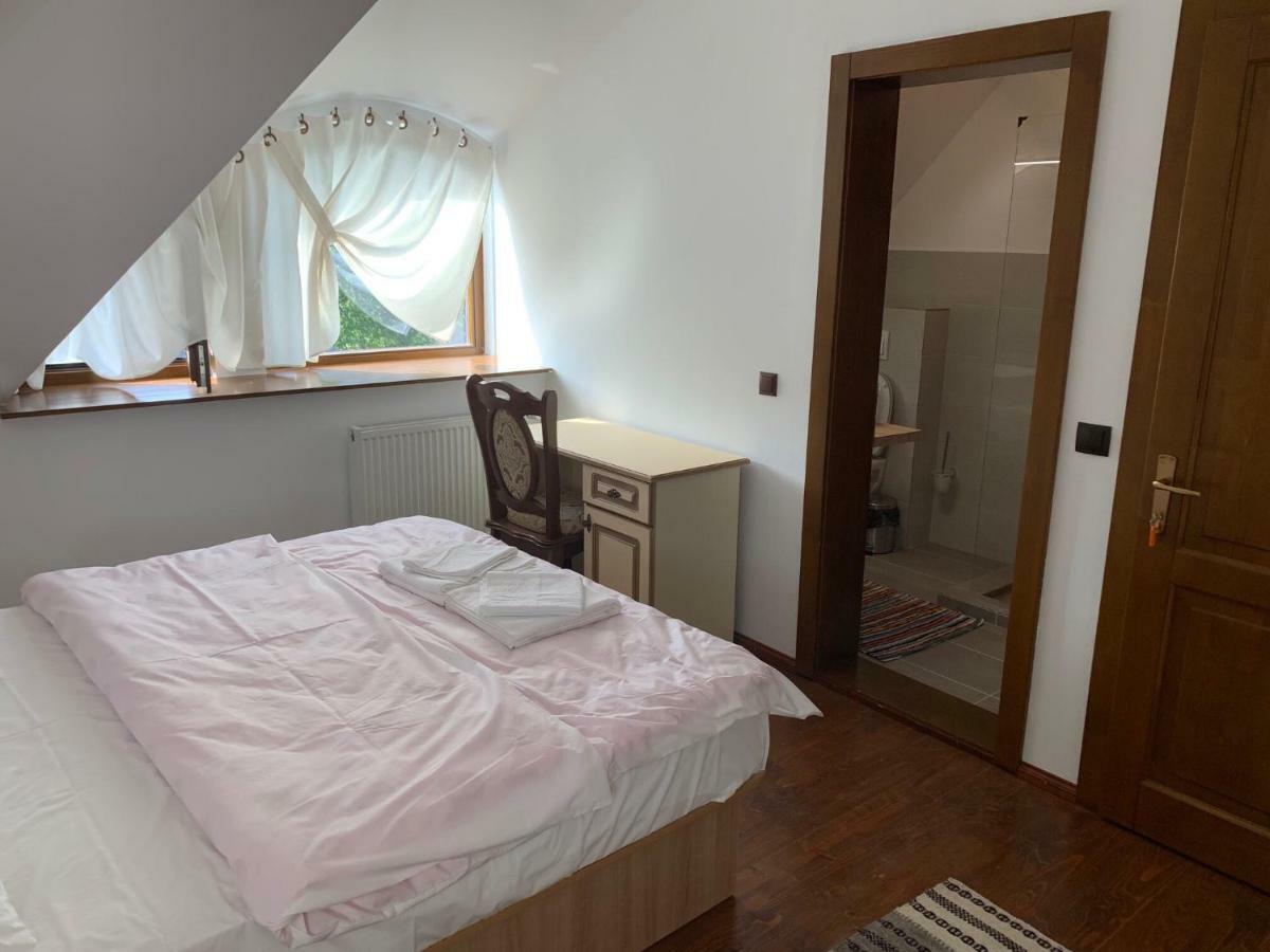 Casa Strabunicului Hotel Partestii de Sus  Eksteriør billede